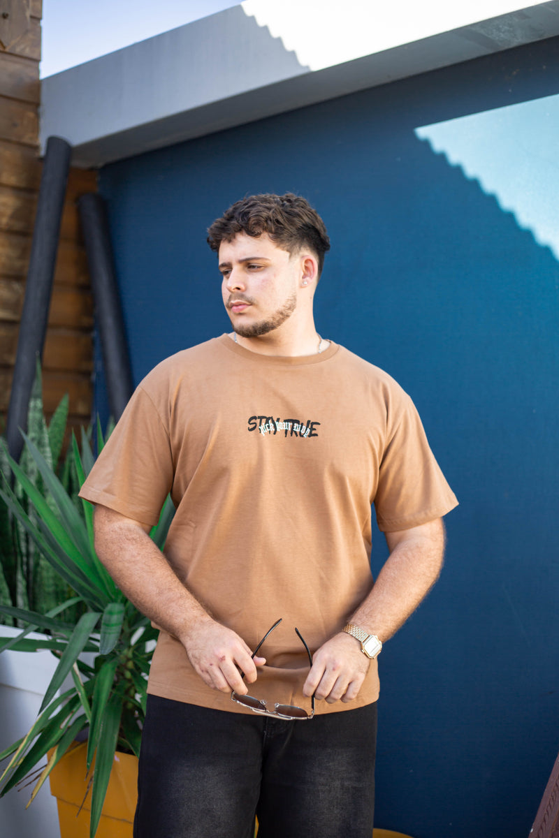 T-SHIRT STAY TRUE