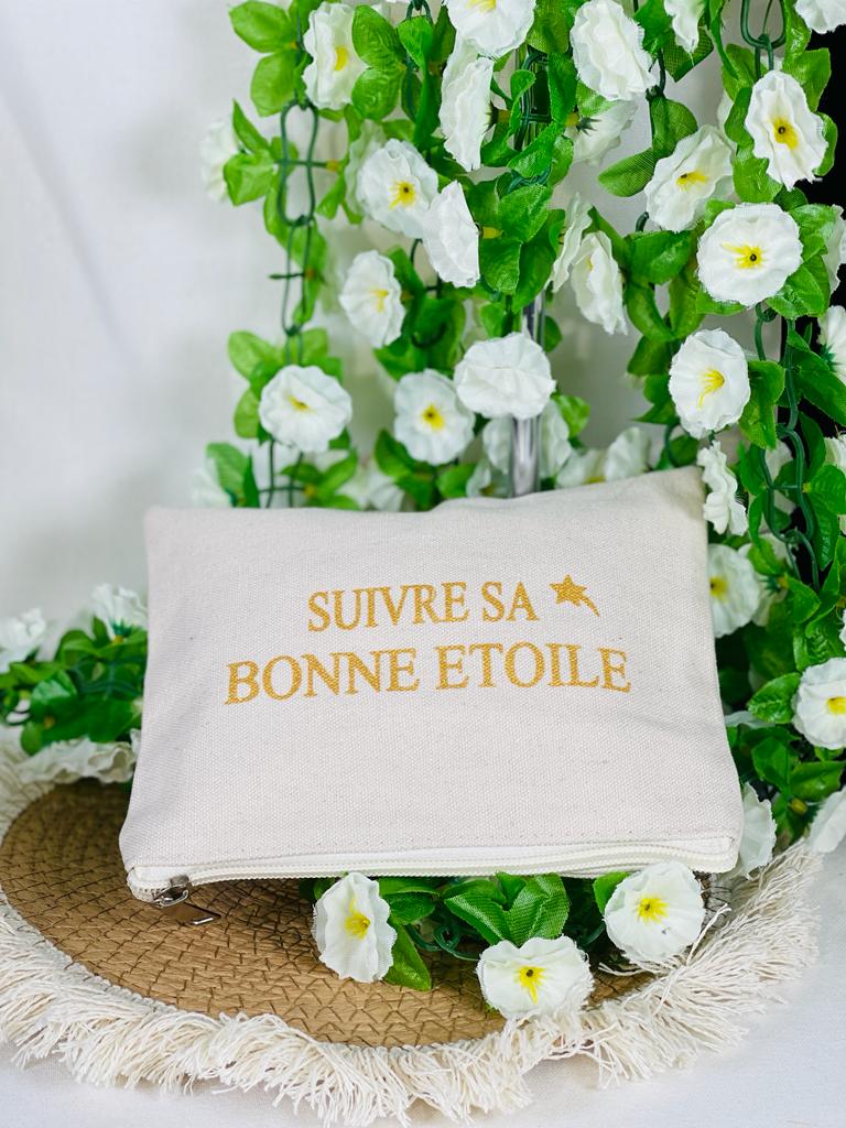 POCHETTE ''𝑆𝑈𝐼𝑉𝑅𝐸 𝑆𝐴 𝐵𝑂𝑁𝑁𝐸 𝐸𝑇𝑂𝐼𝐿𝐸''