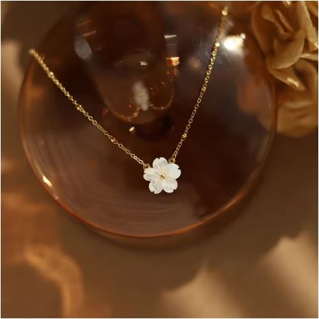 COLLIER THEA
